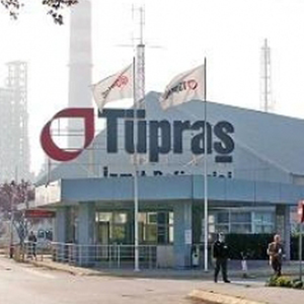 Tüpraş, Petrol-İş Sendikası ile Toplu Sözleşme İmzaladı