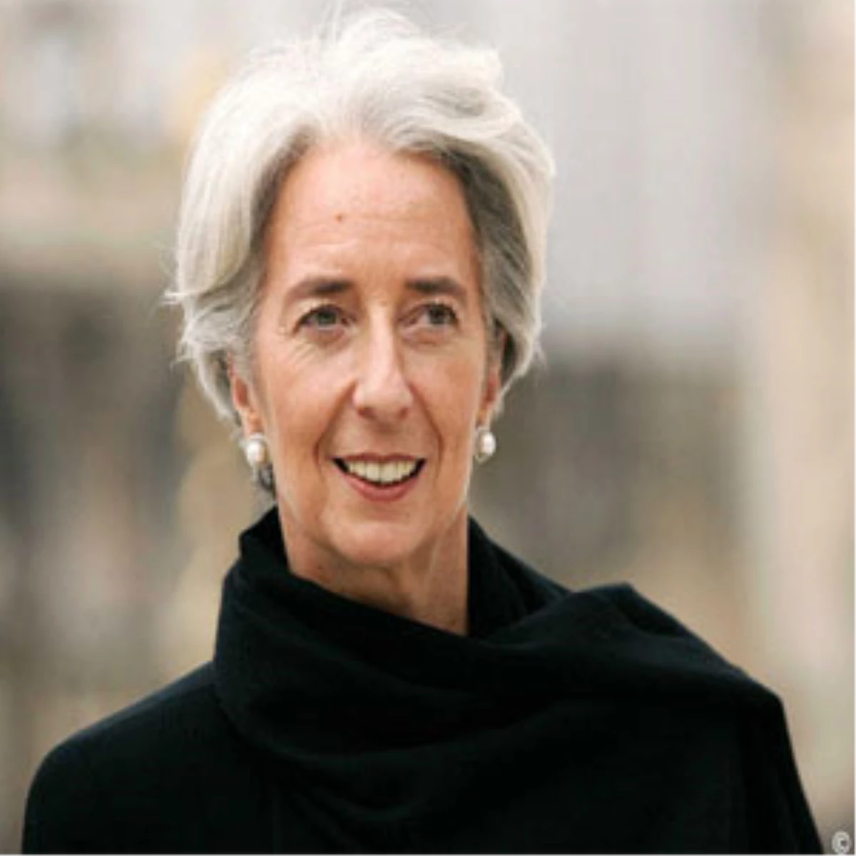 Lagarde İlk Basın Toplantısını Düzenledi