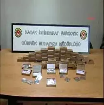Cin Den Kargoya Verilen Yapay Kizlik Zari Kani Gumruge Takildi Son Dakika