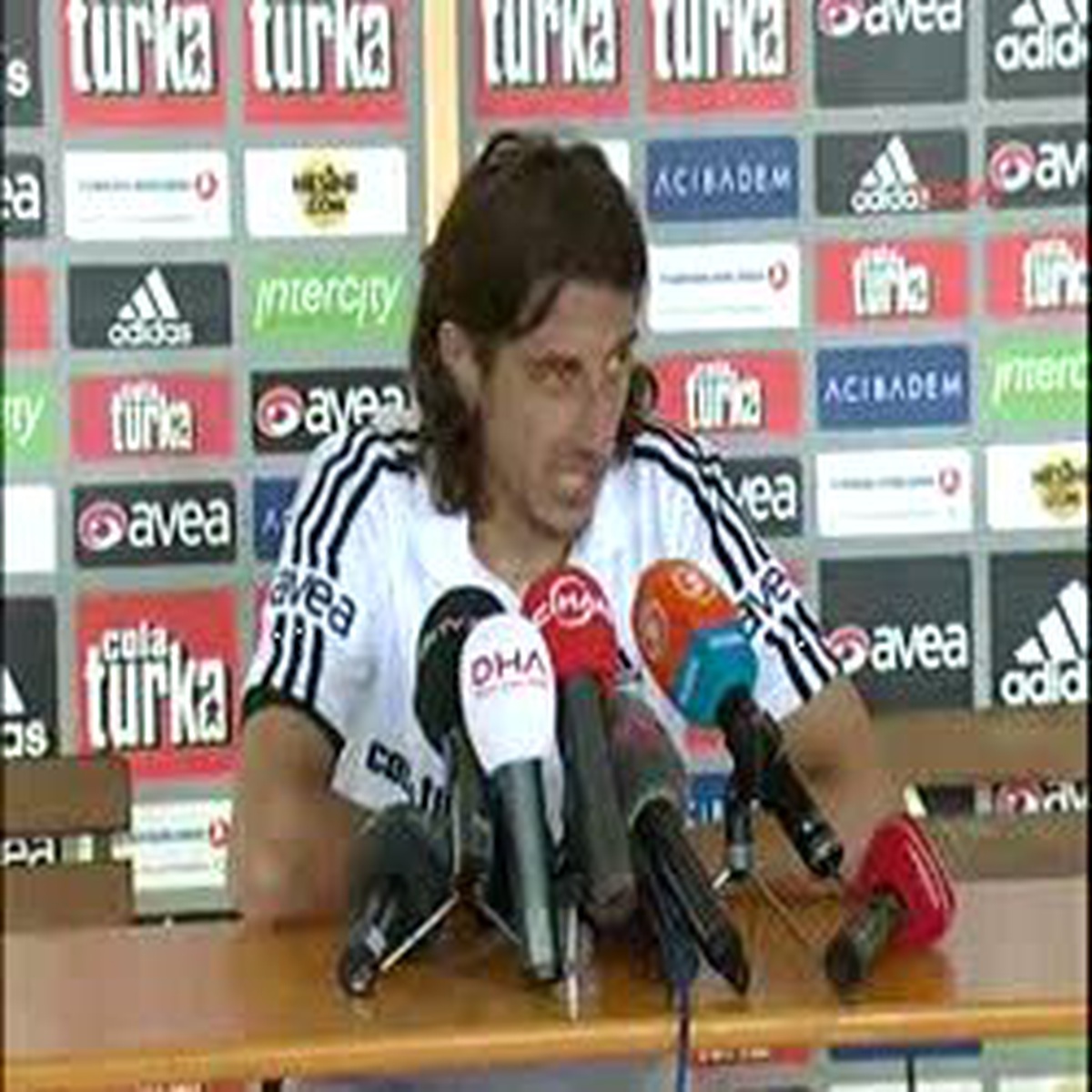 Beşiktaş'ın Yeni Transferlerinden Mehmet Akyüz: İstanbul'a Eğlenmeye Değil, Futbol Oynamaya Geldim
