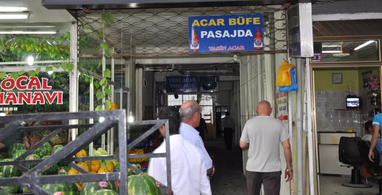 Omuz Atma Yüzünden 3 Kişiyi Yaralayan Polis Tutuklandı