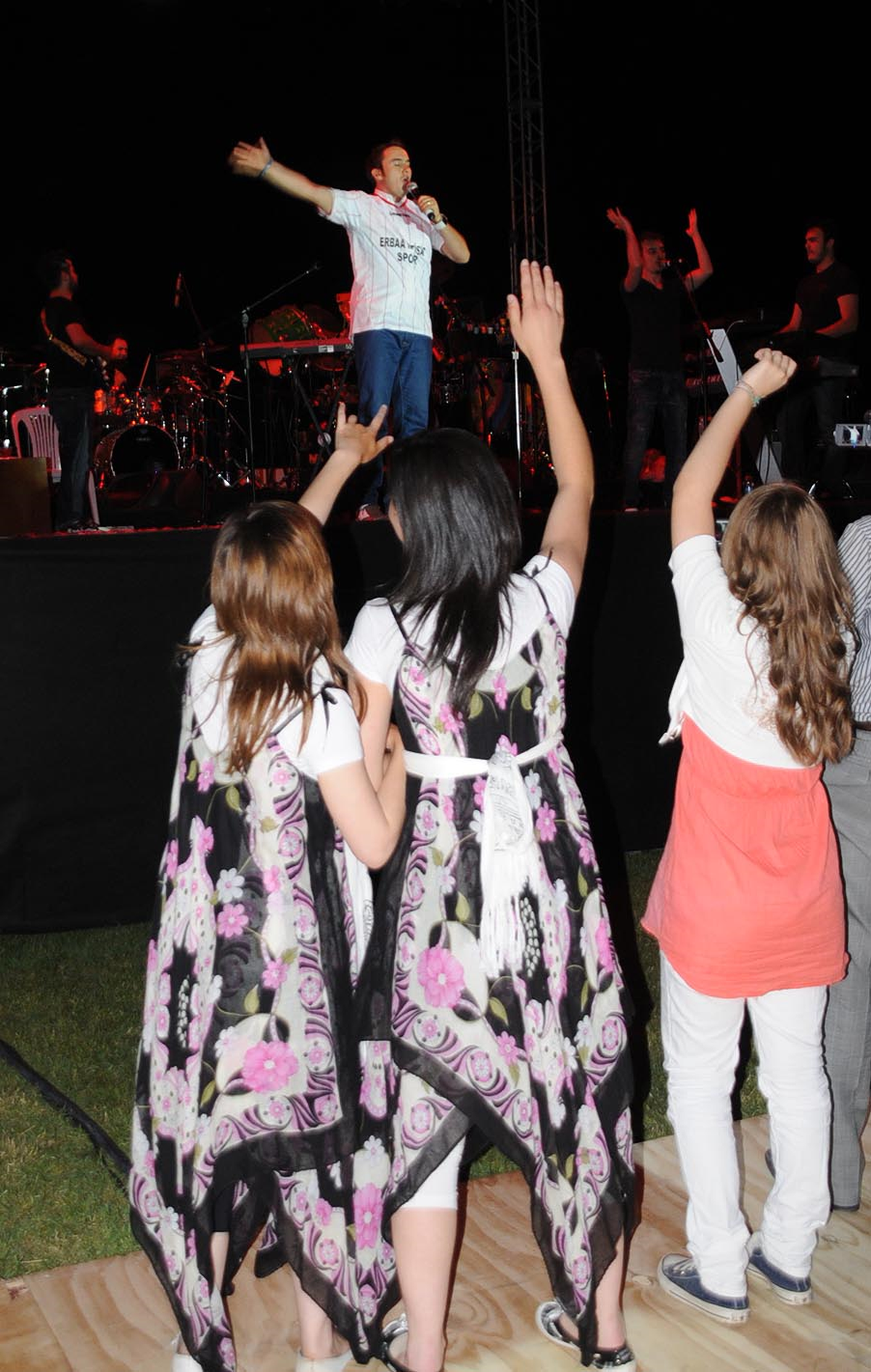 Mustafa Ceceli'den Erbaa'da Konser