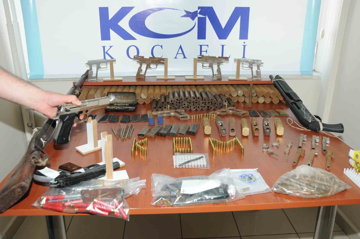 Silah İmalatçısı ve Satıcılarına 6 İlde Eş Zamanlı Operasyon: 30 Gözaltı