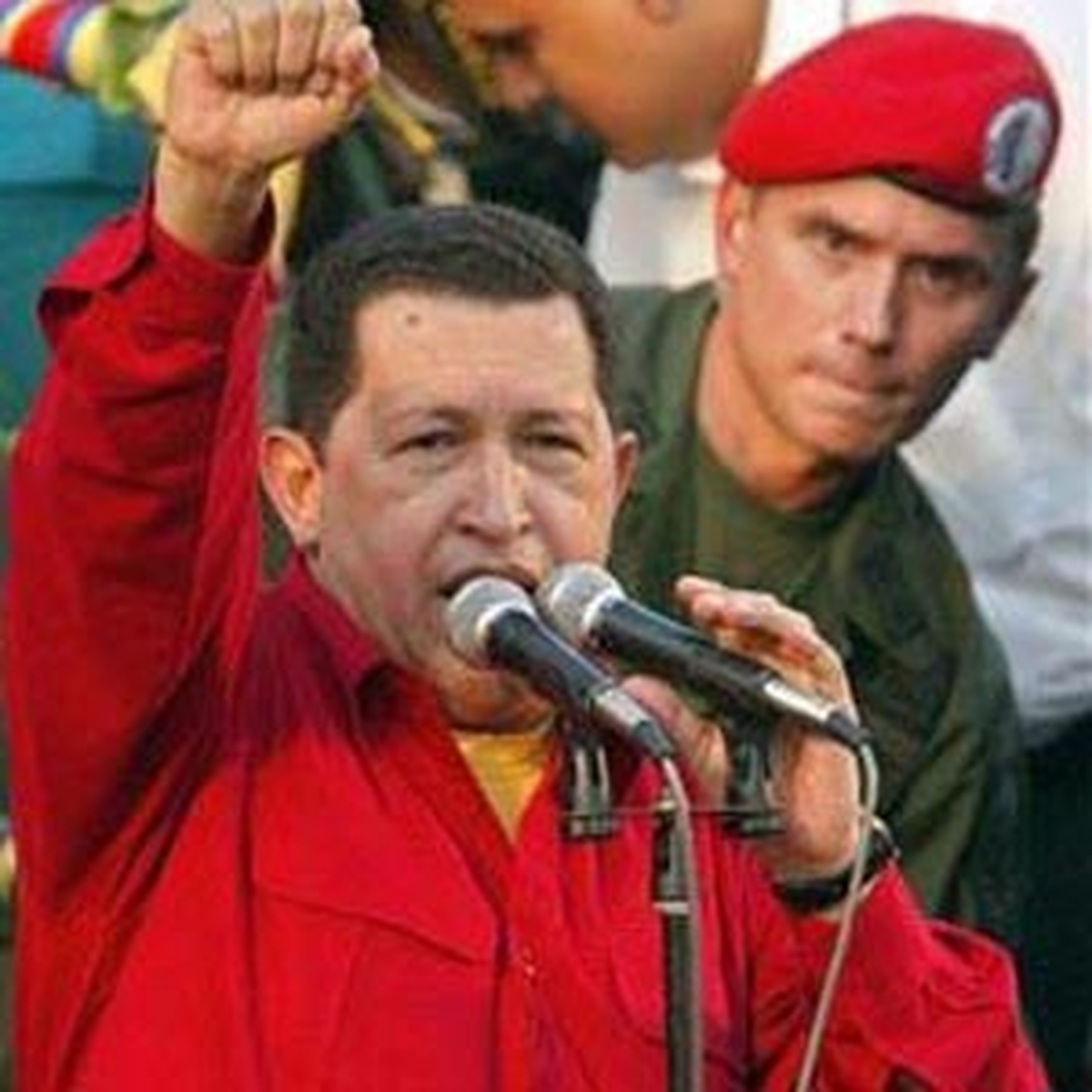 Chavez, Sosyalizmi Hızlandırma Sözü Verdi