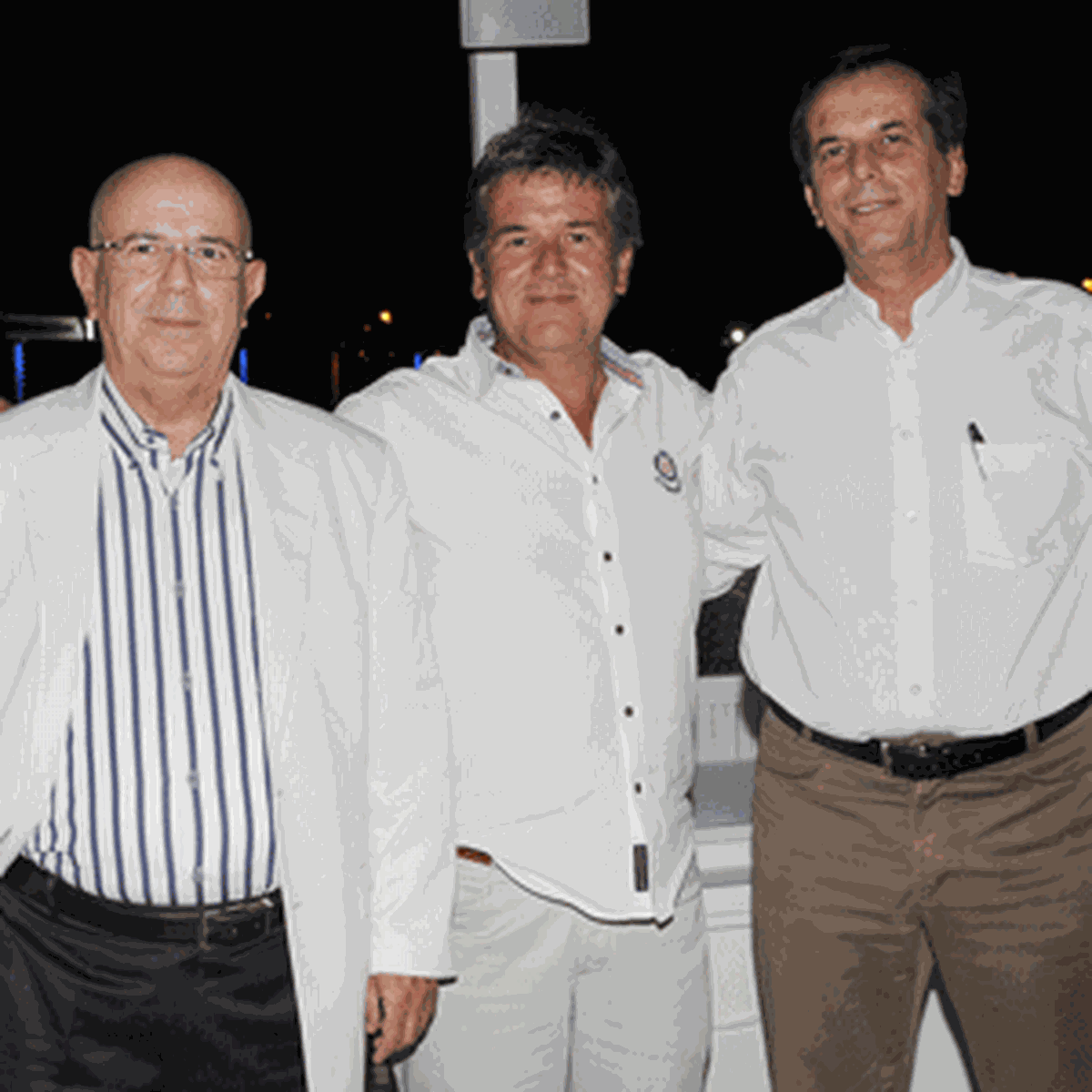 'Dirin Ailesi, Levent Marina'da 1. Yılını Kutladı'