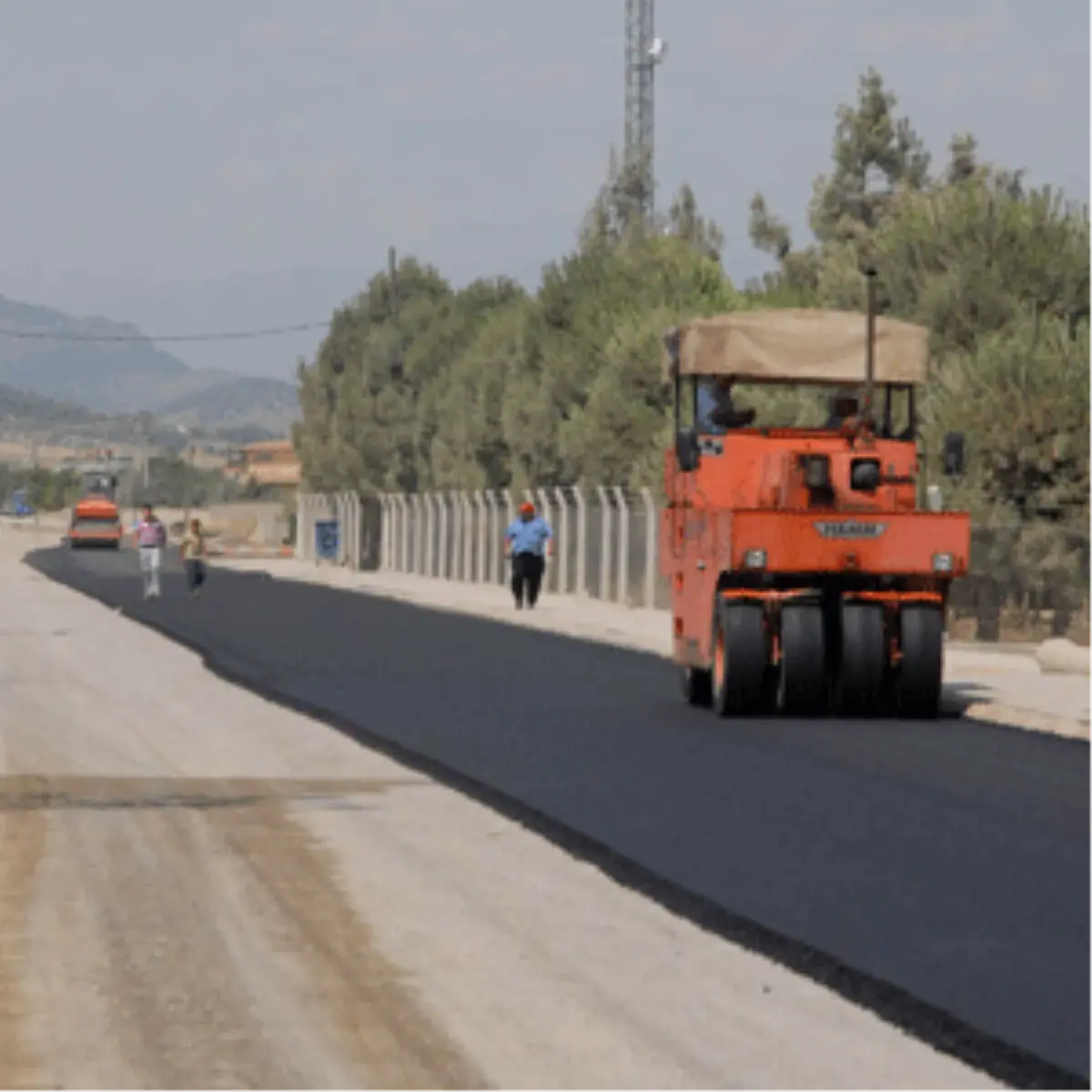 Kavlaklı’da Asfalt Çalışması
