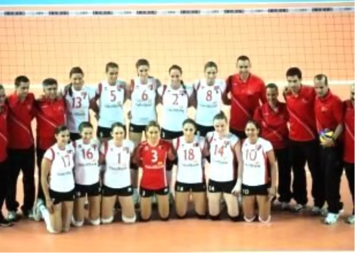 Alkışlar \'Filenin Sultanları\'na