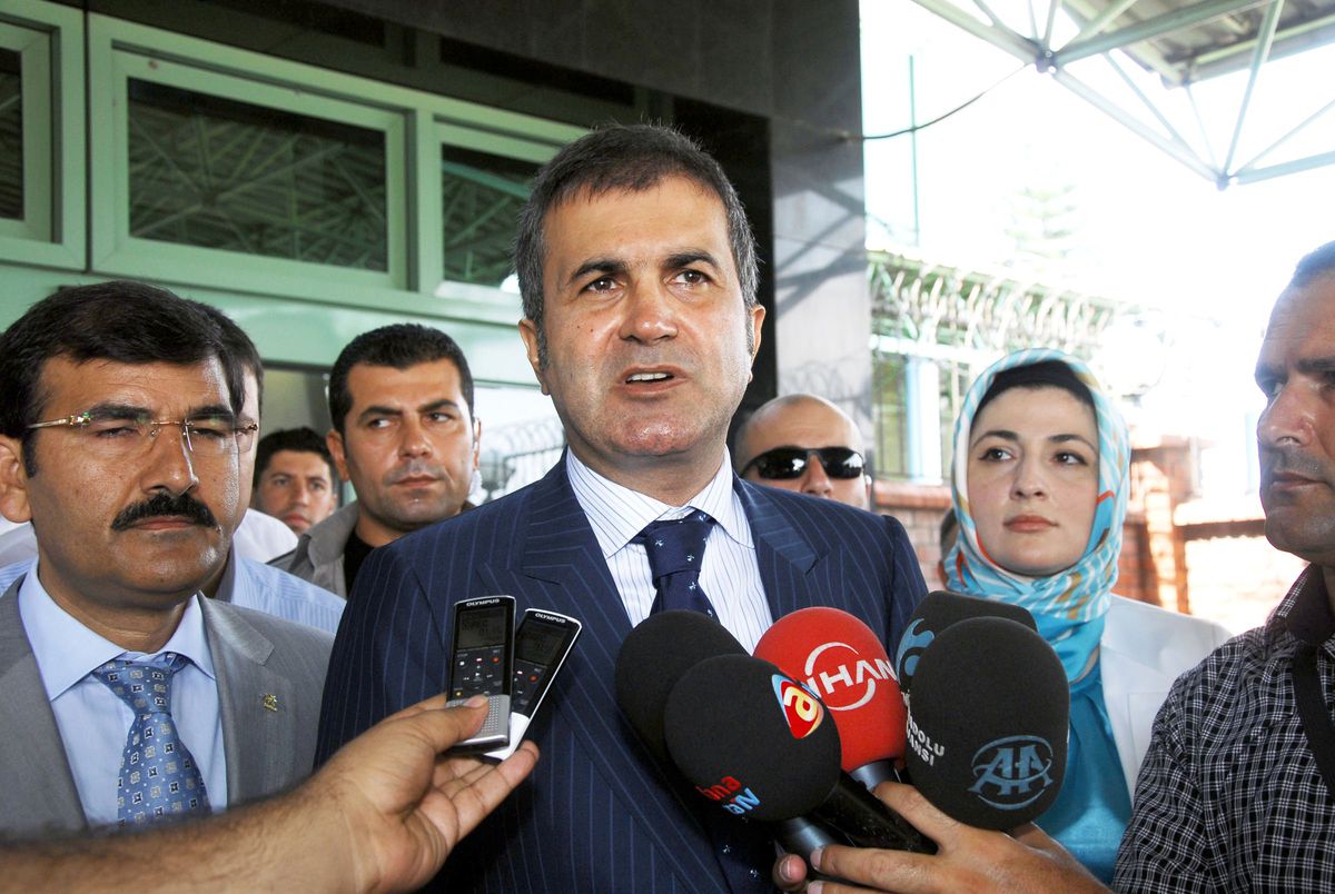 Çelik: Özerklik Açıklaması Diktatörlük Dayatmasıdır