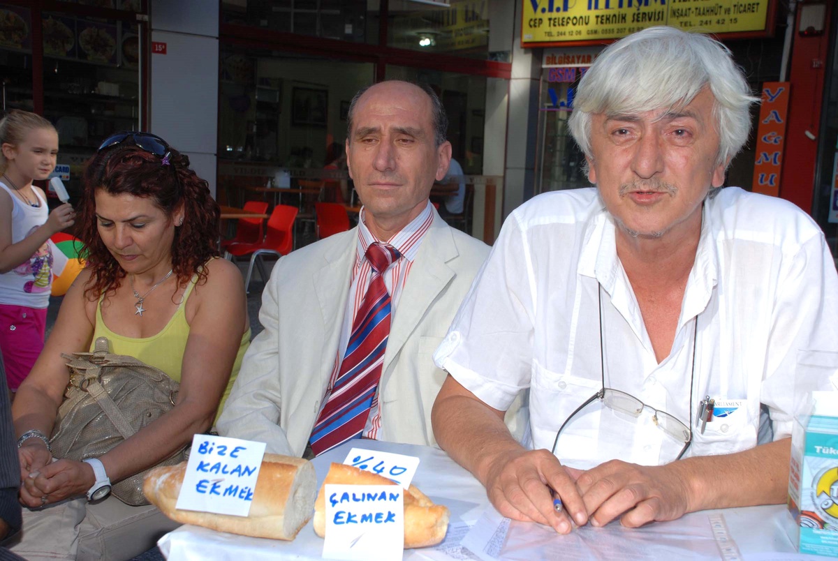 Ekmek Zammına Tepki İçin İmza Kampanyası