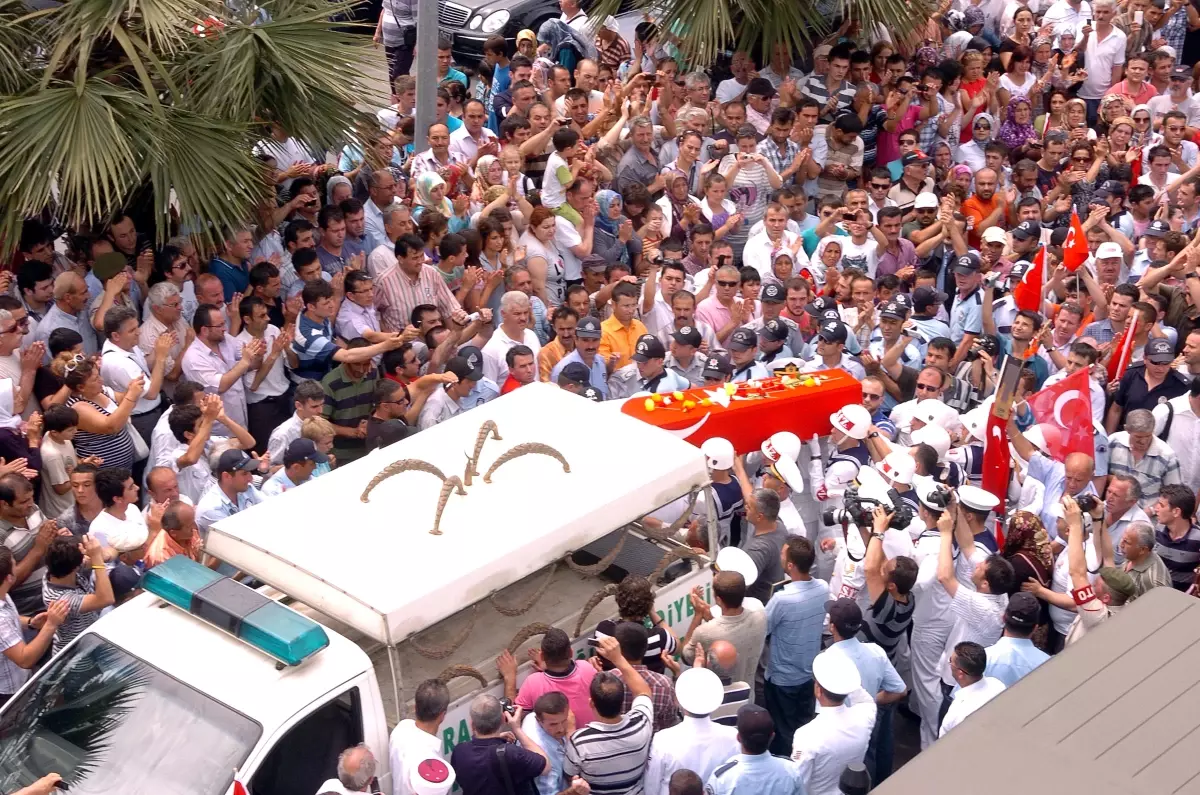 Zonguldak, Şehidini Bağrına Bastı