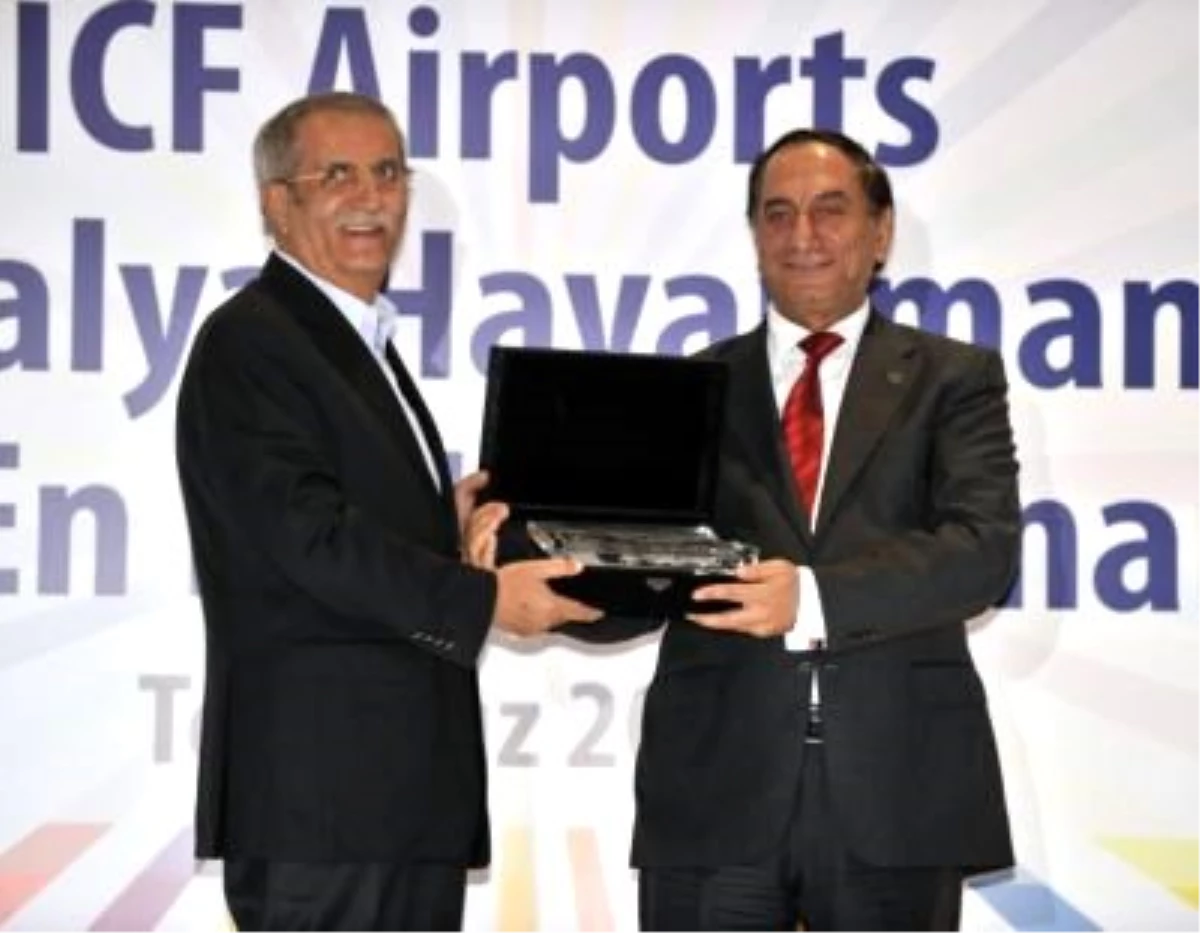 Antalya Havalimanı Avrupanın En İyisi Seçildi