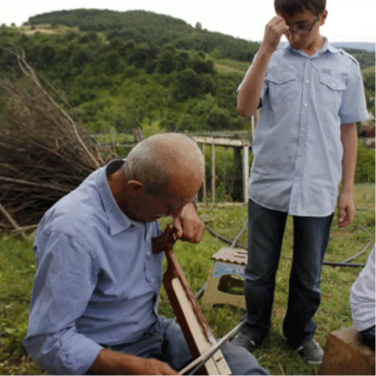 Şeker Dayı; Kemençe’ye Hayat Veriyor
