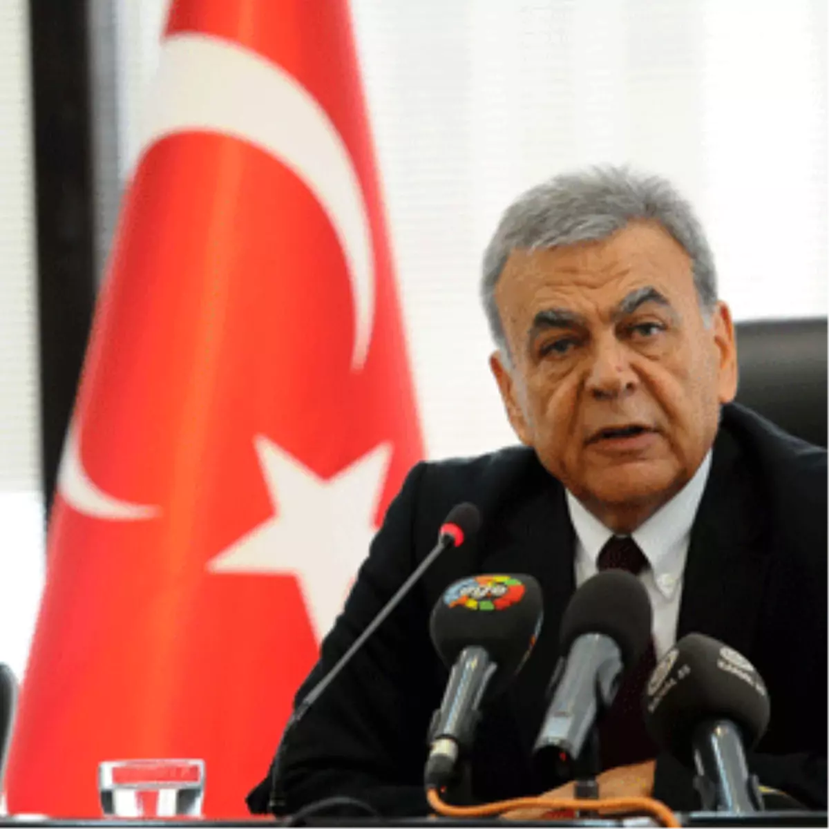 Büyükşehir’de "Kan Değişimi"