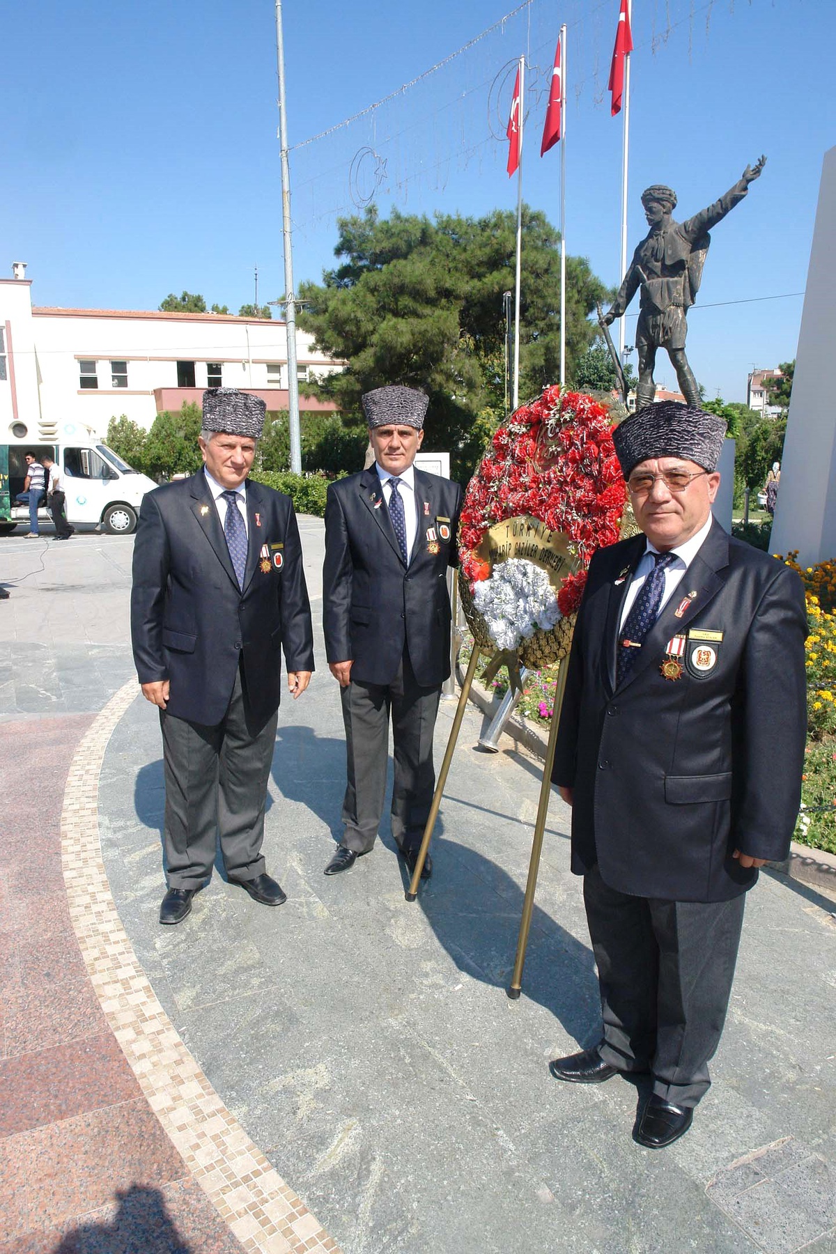 Kıbrıs Gazilerini Yalnız Bıraktılar
