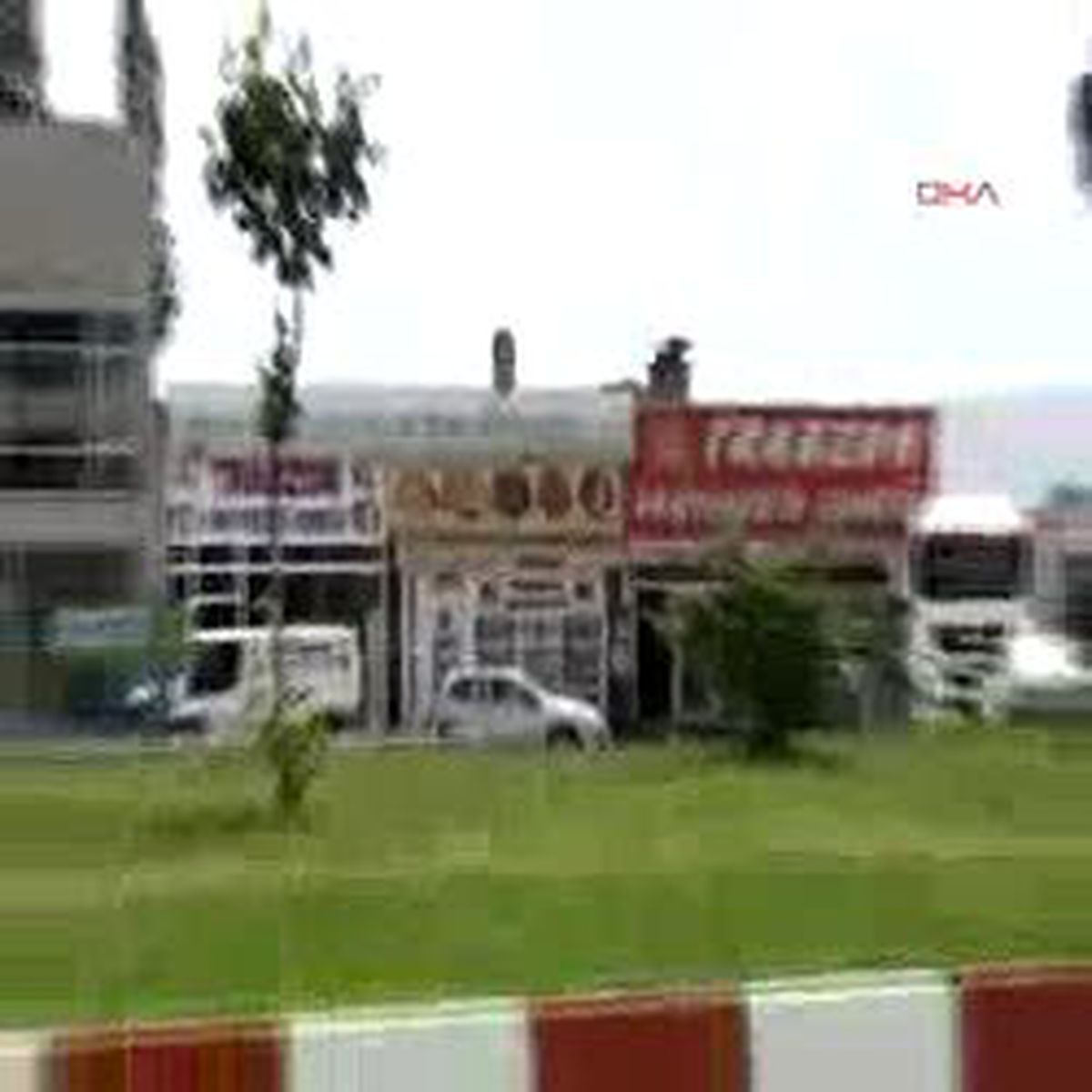 Boşandığı Eşini Sokak Ortasında Pompalı Tüfekle Yaraladı