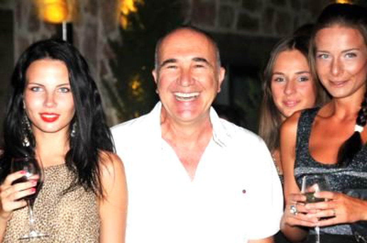 Otelin Açılışını Fashion Tv Güzelleriyle Yaptı