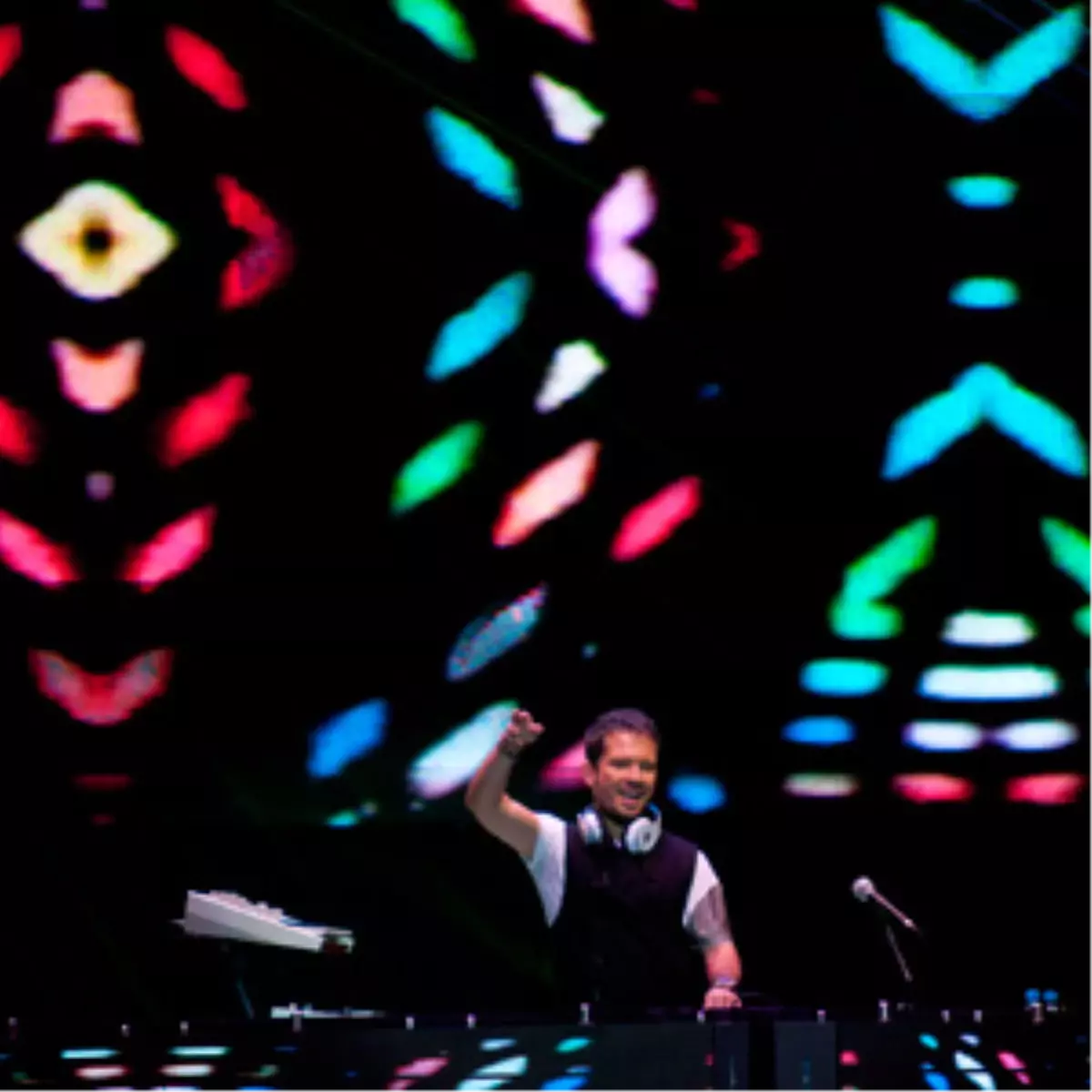 Ozan Doğulu Sahnesinde Yıldızlar Geçidi

