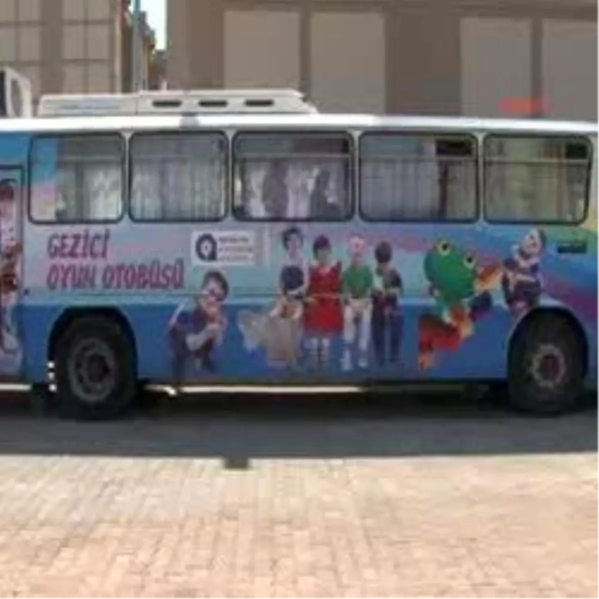 Belediyeden Çocuklara Oyun Otobüsü