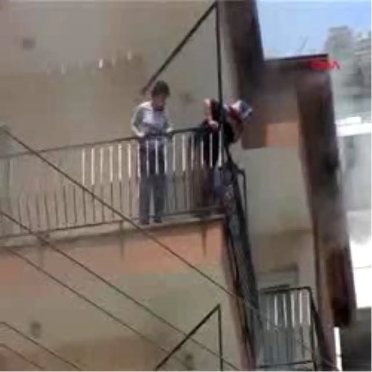 Yangında Can Pazarı