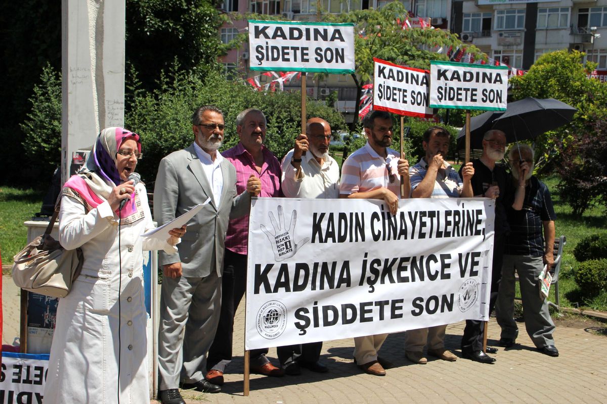 "Devlet Kadını Koruma Konusunda Beceriksiz Kalıyor"