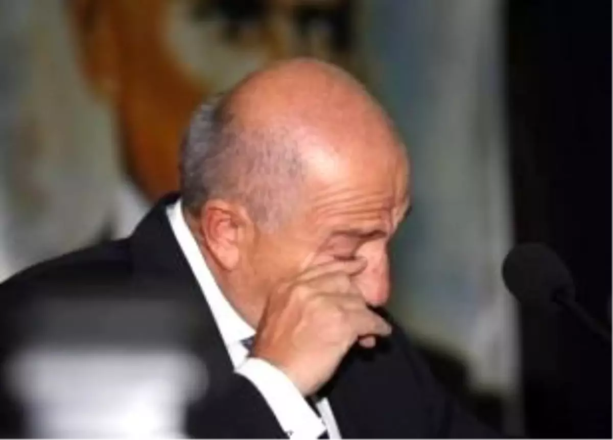 Divan Kurulunda Duygulu Anlar