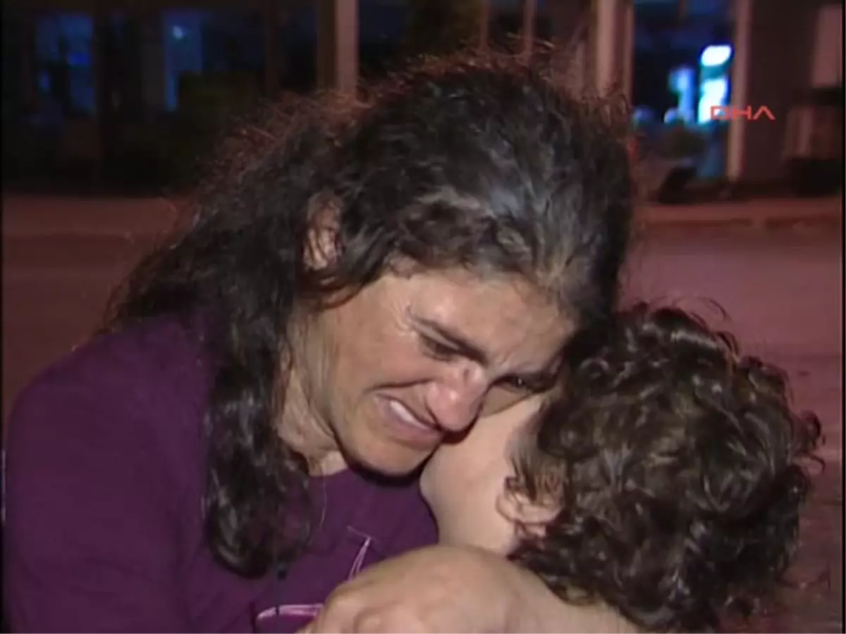 Ev Kirasını Ödeyemediği İçin 2 Yaşındaki Çocuğuyla Sokakta Kalıyor