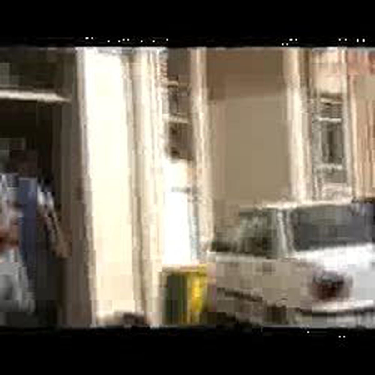 İzmir'de İki Kişi Bomba ile Yakalandı