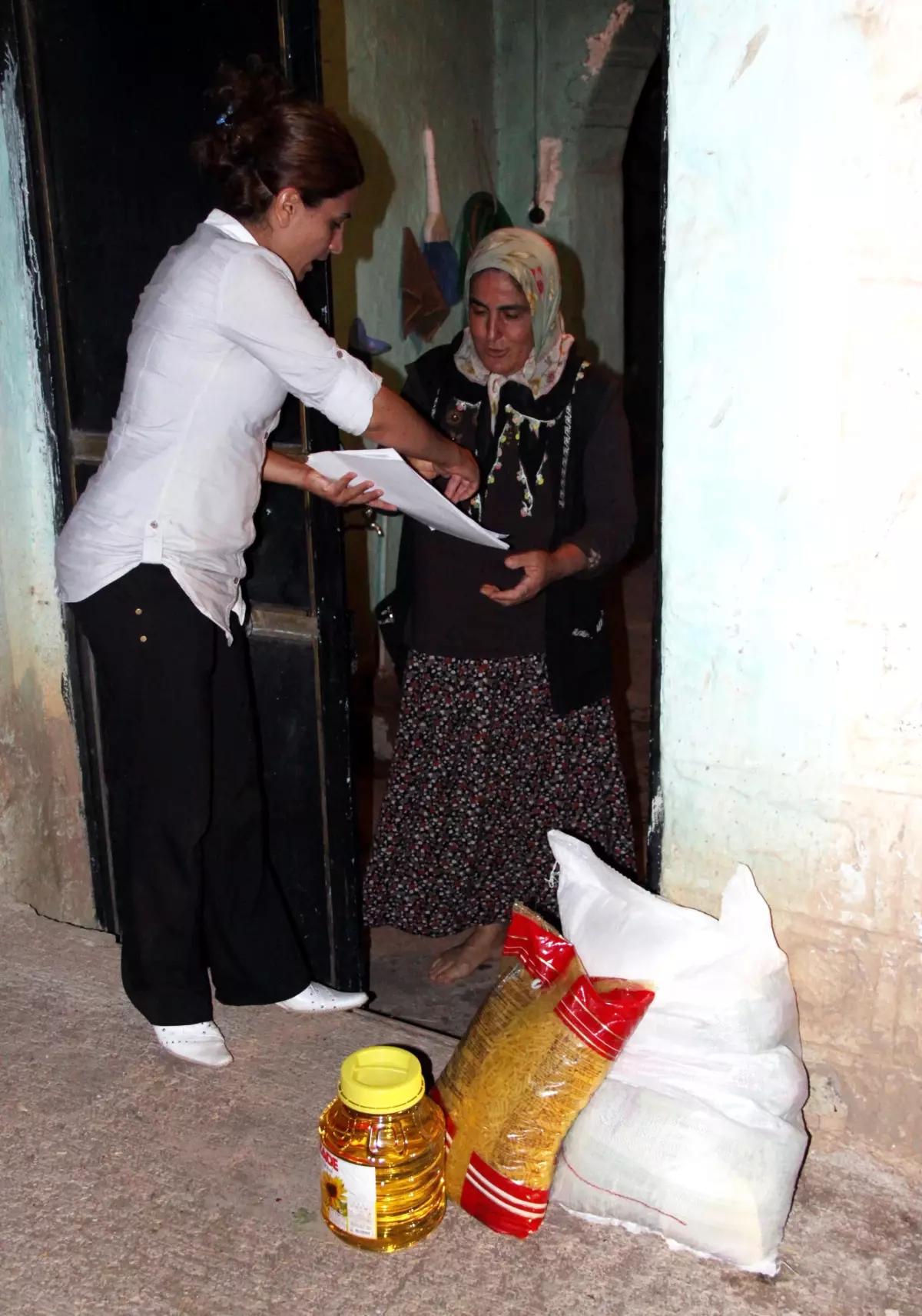 Siverek\'te 2500 Aileye Gıda Yardımı