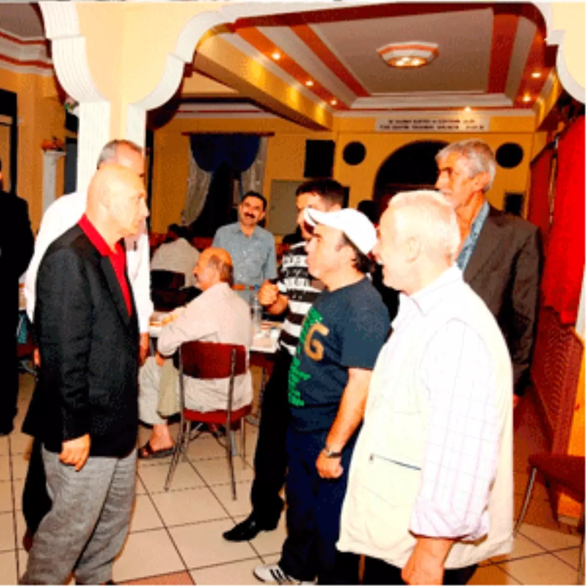 İftar Sofraları Yine Mahallelerde