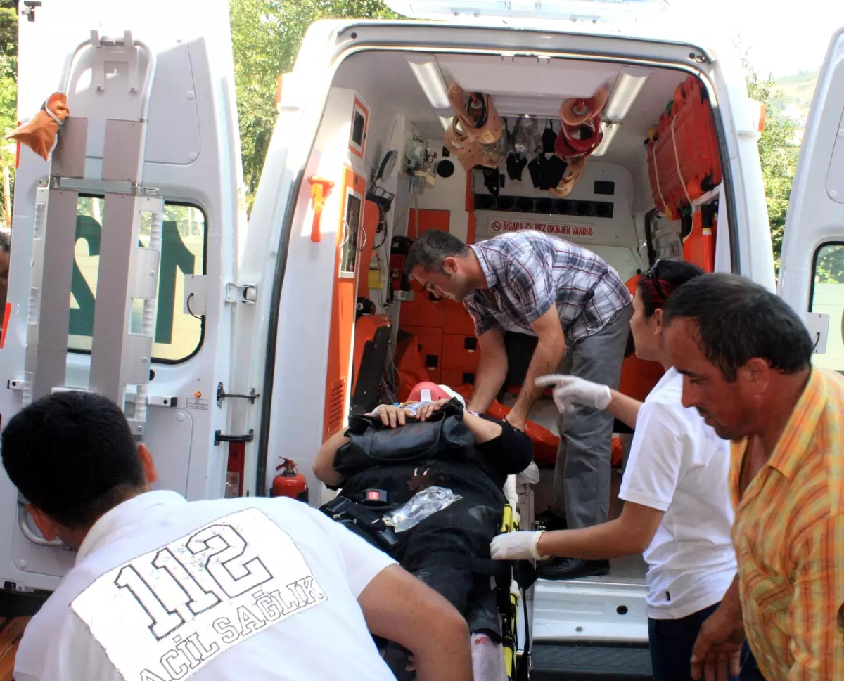 İki Patpat Devrildi: 7 Yaralı