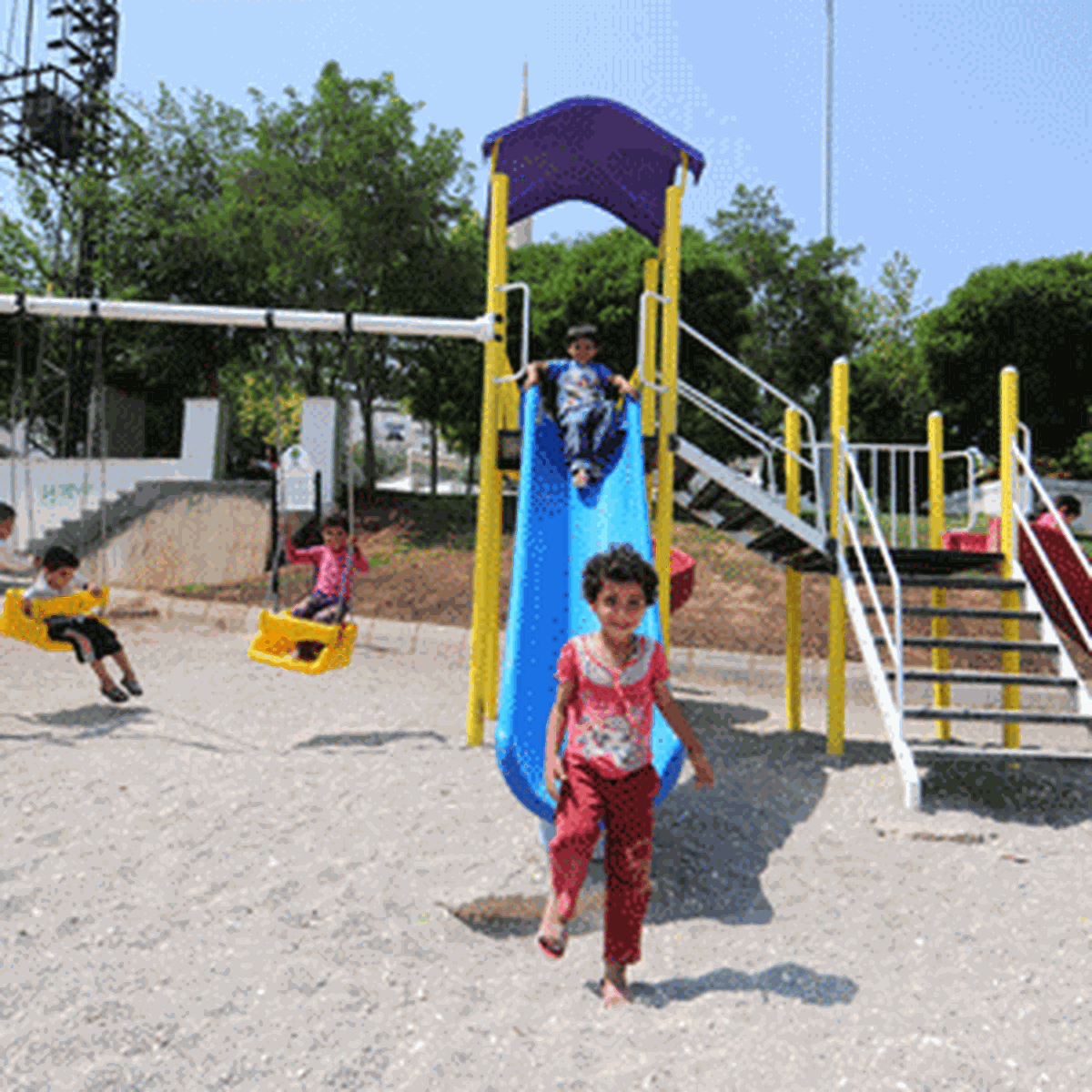 Karacaoğlan Mahallesine Yeni Park
