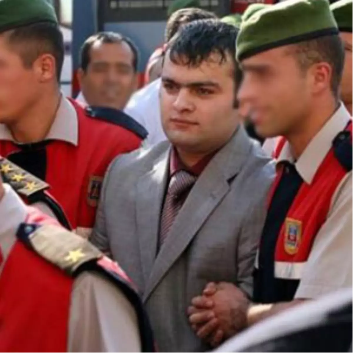 O Çocuk 11 Yıl Sonra Aramızda!