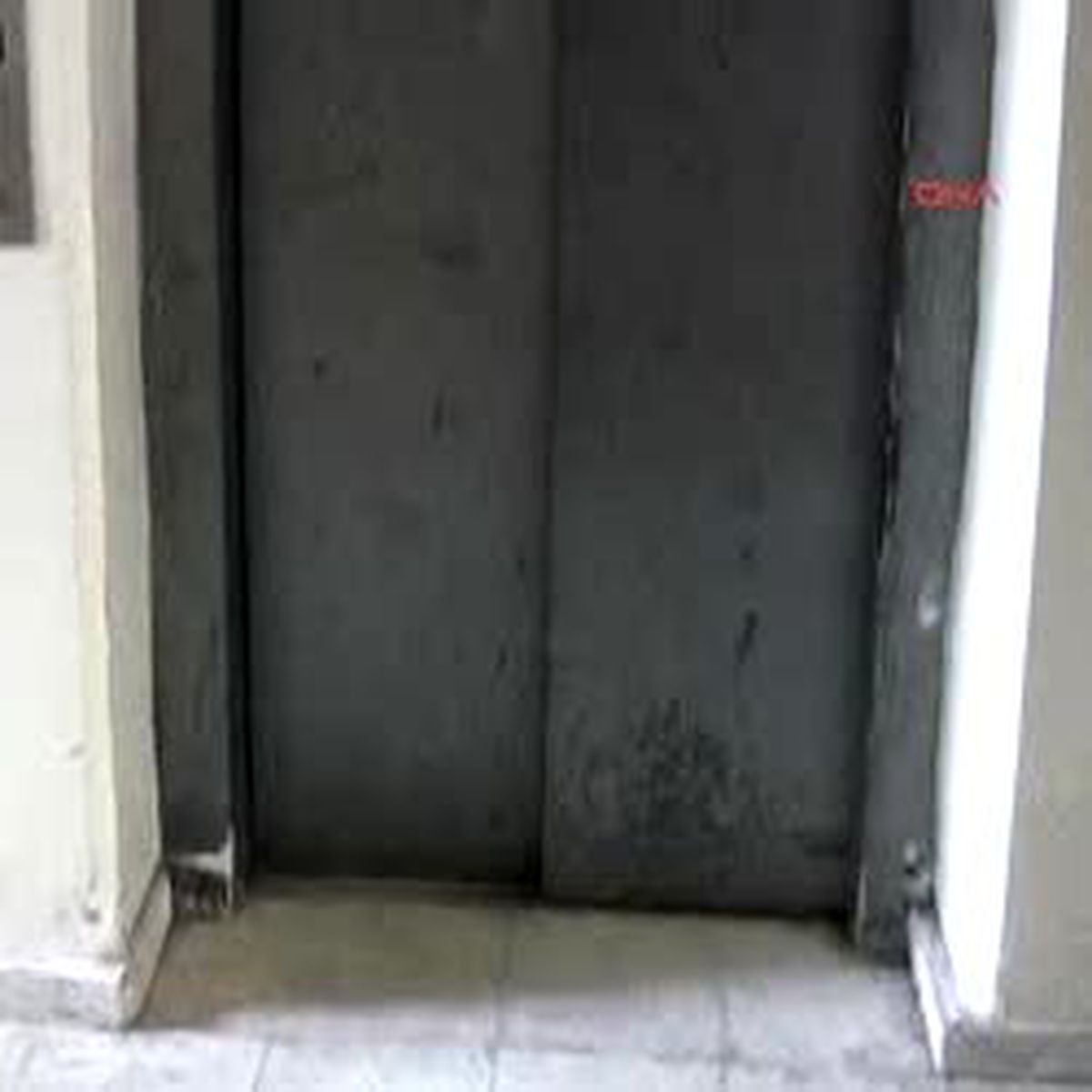 Okulları Kapatılan Köylüler Tepkili