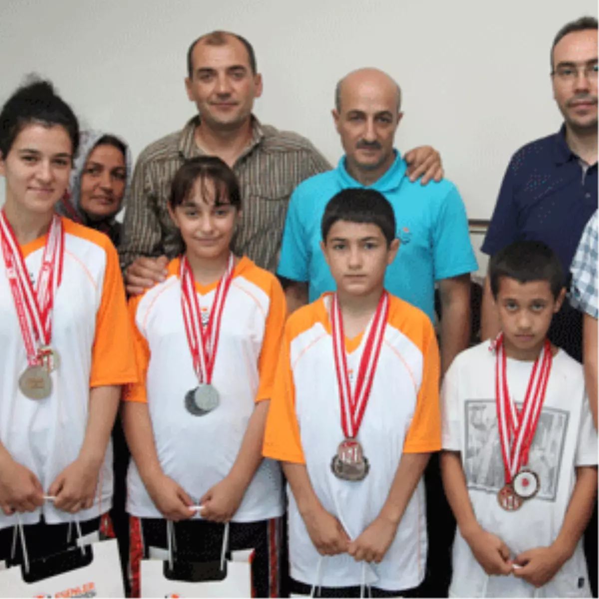 Esenler\'in Şampiyonlarına Ödül