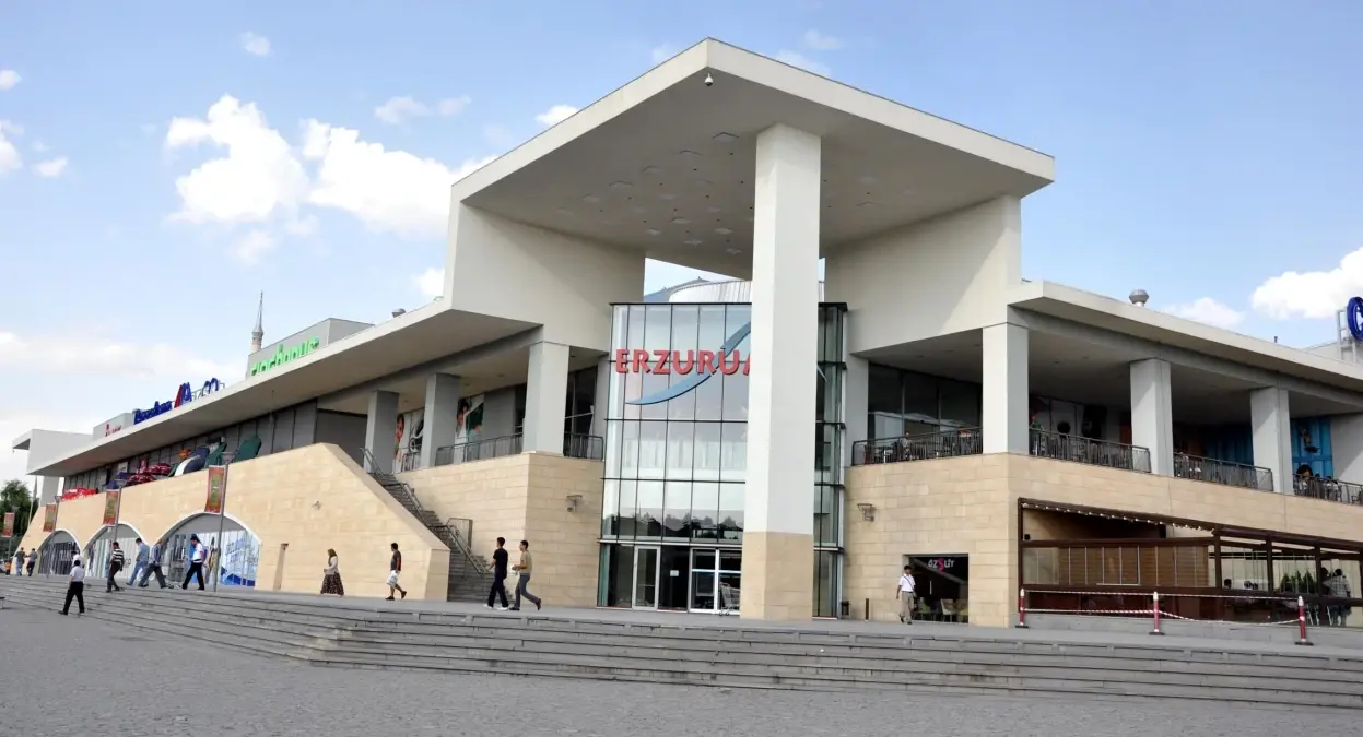 Erzurum Avm\'yi 2 Yılda 13 Milyon Kişi Gezdi