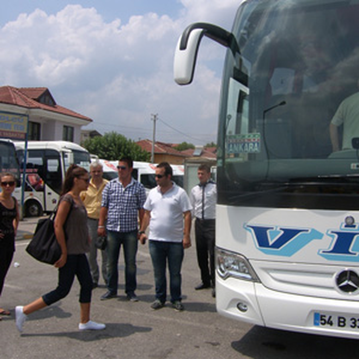 Almeda Abazi Sakarya VİB İle Yolculuk Ediyor