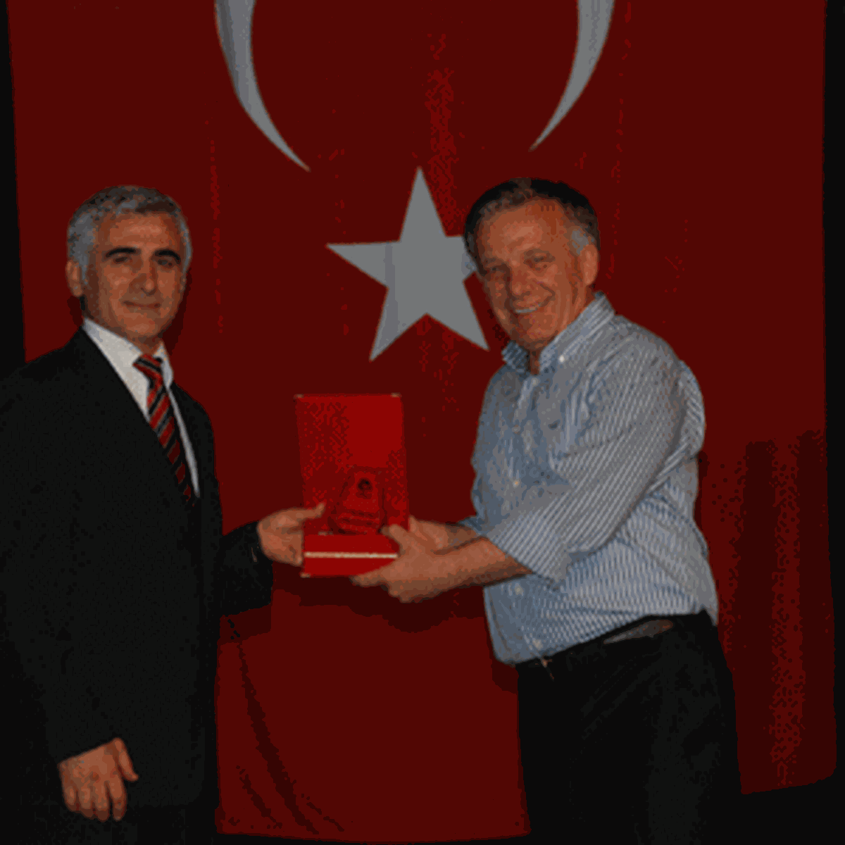 Cem Vakfı Gecesi'ne İlgi Büyüktü