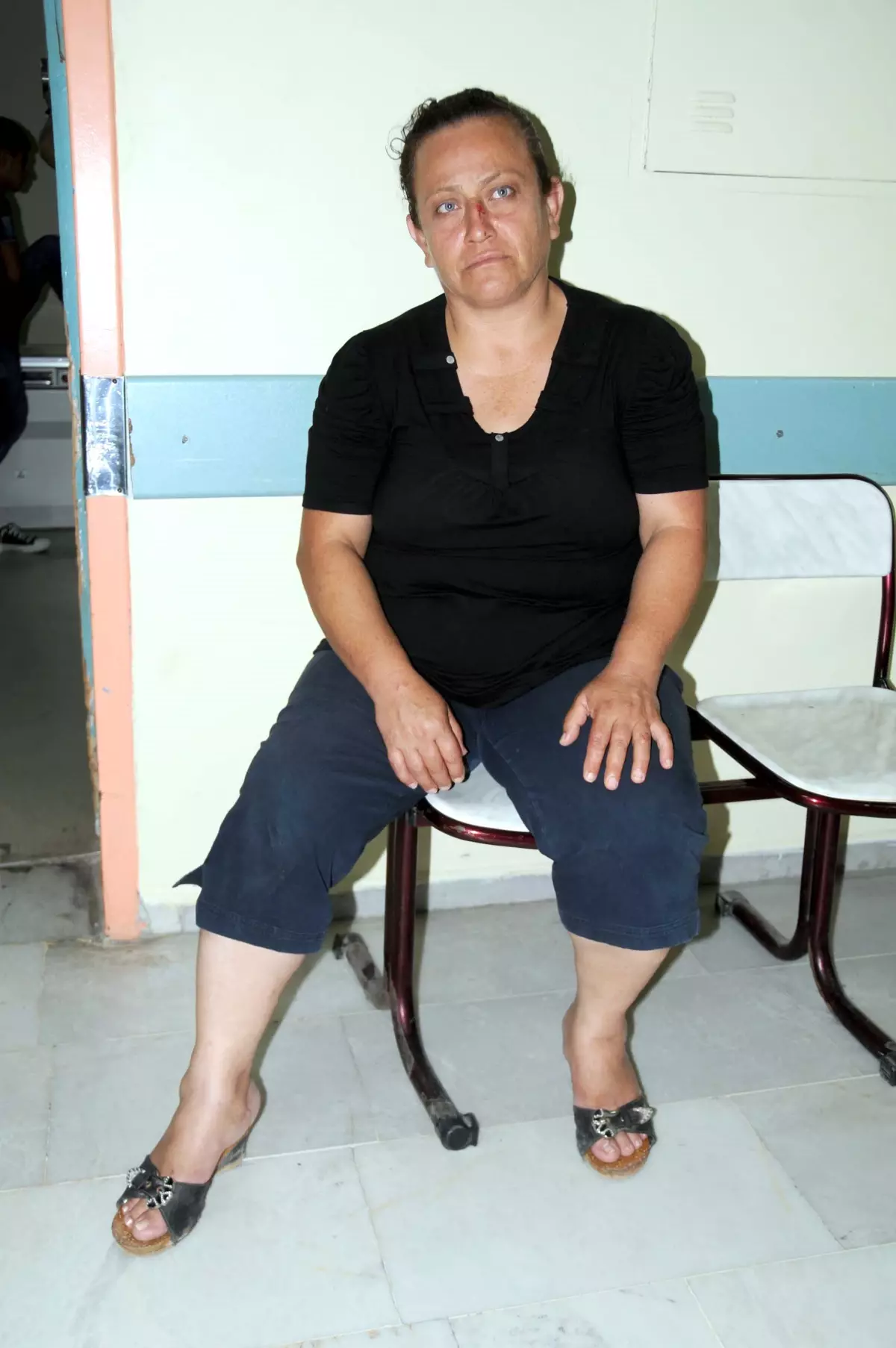 Kapkaççılara Çantasını Vermeyince Sürüklendi