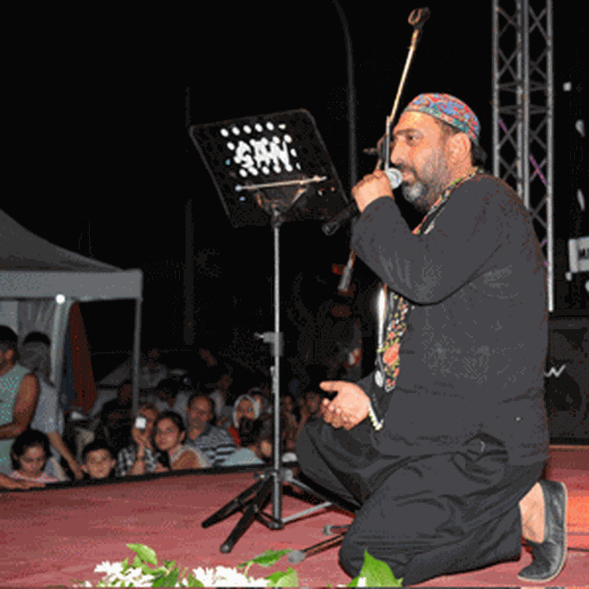 Ramazan Eğlenceleri\'nde Ahmet Yenilmez Sahne Aldı