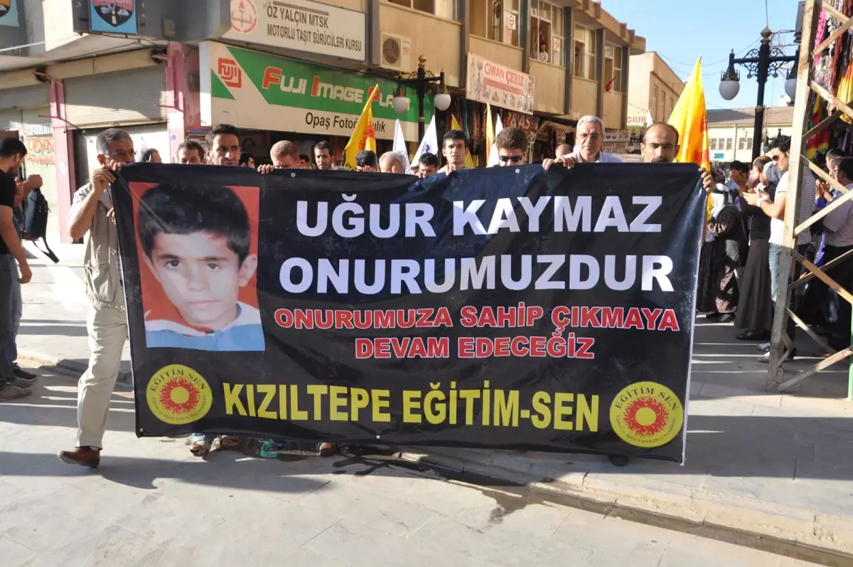 Kızıltepe\'de 4 Öğretmenin Tutuklanmasına Protesto