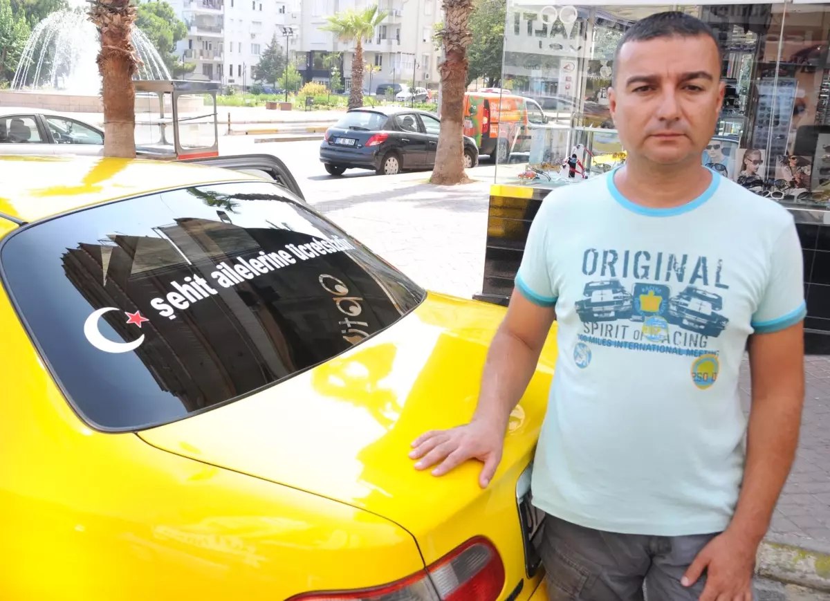 Taksici, Şehit Ailelerini Bedava Taşıyor