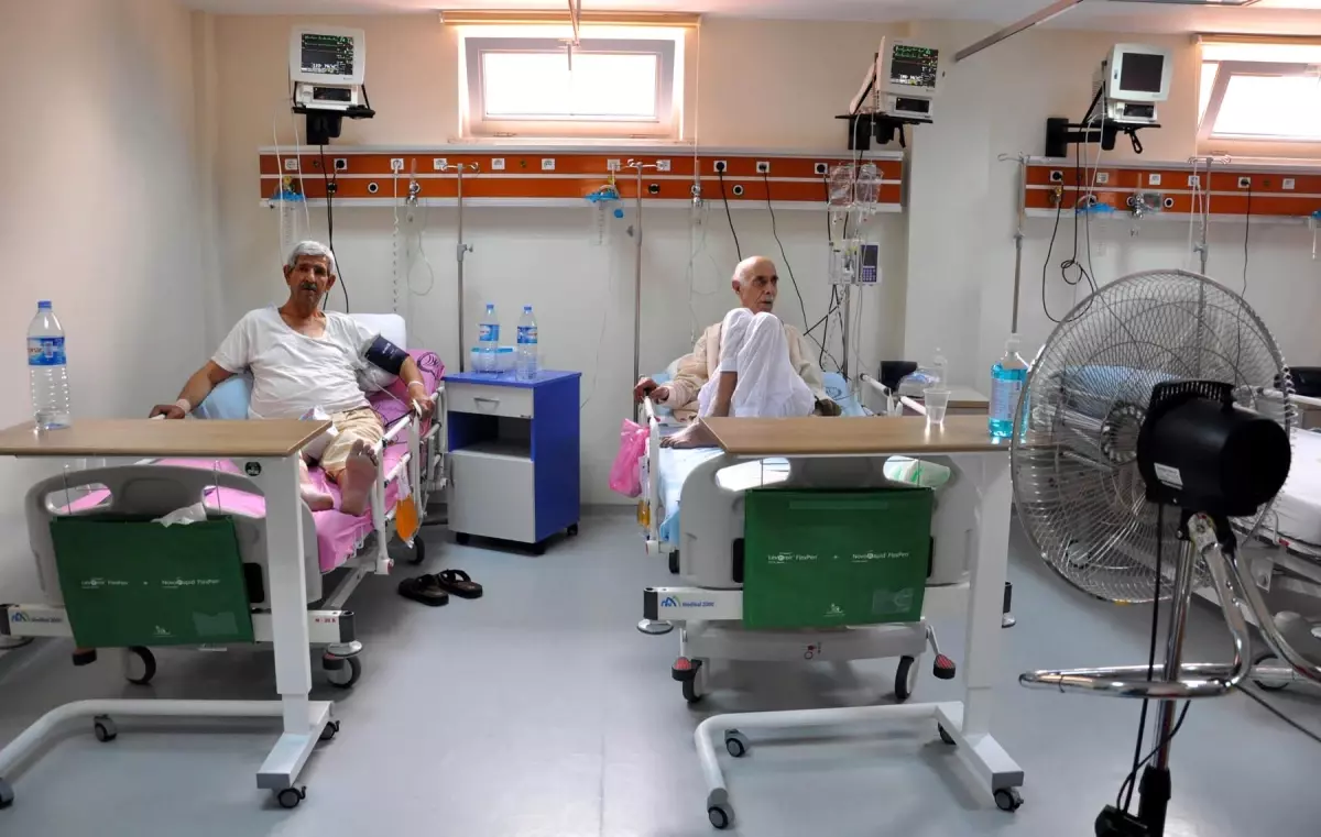 Aşırı Sıcaklar Hastaneyi Kitledi