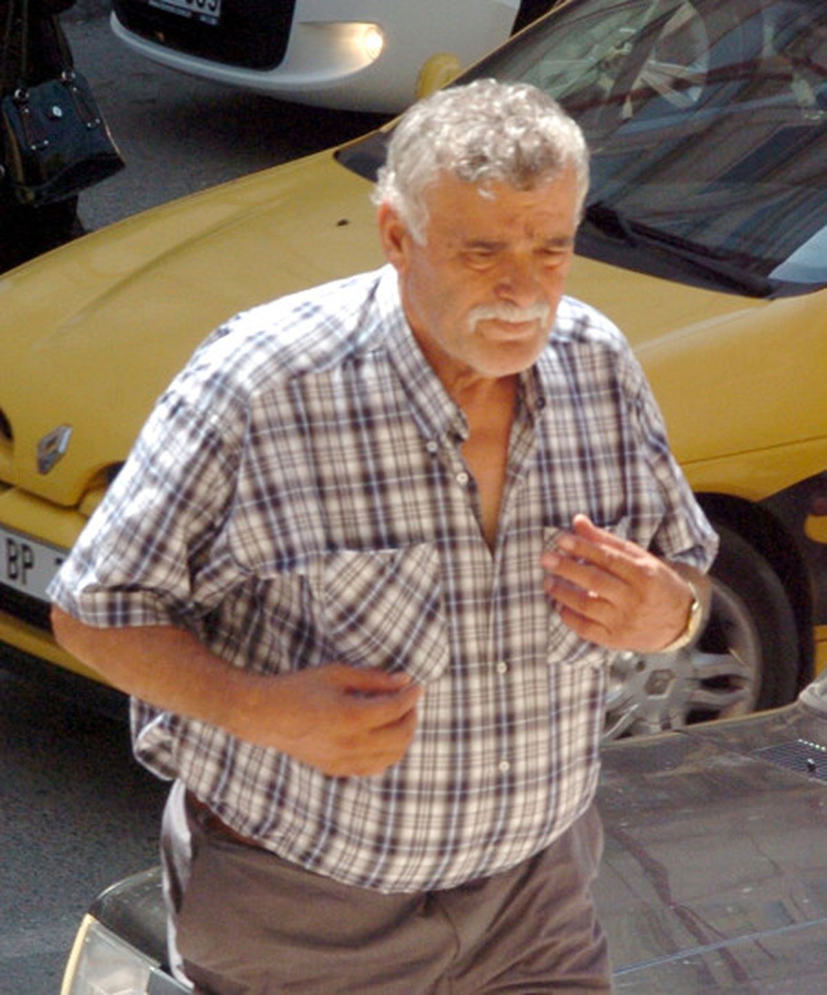 62 Yaşındaki 7 Torun Sahibi, Birlikte Yaşadığı Kadını Yaraladı