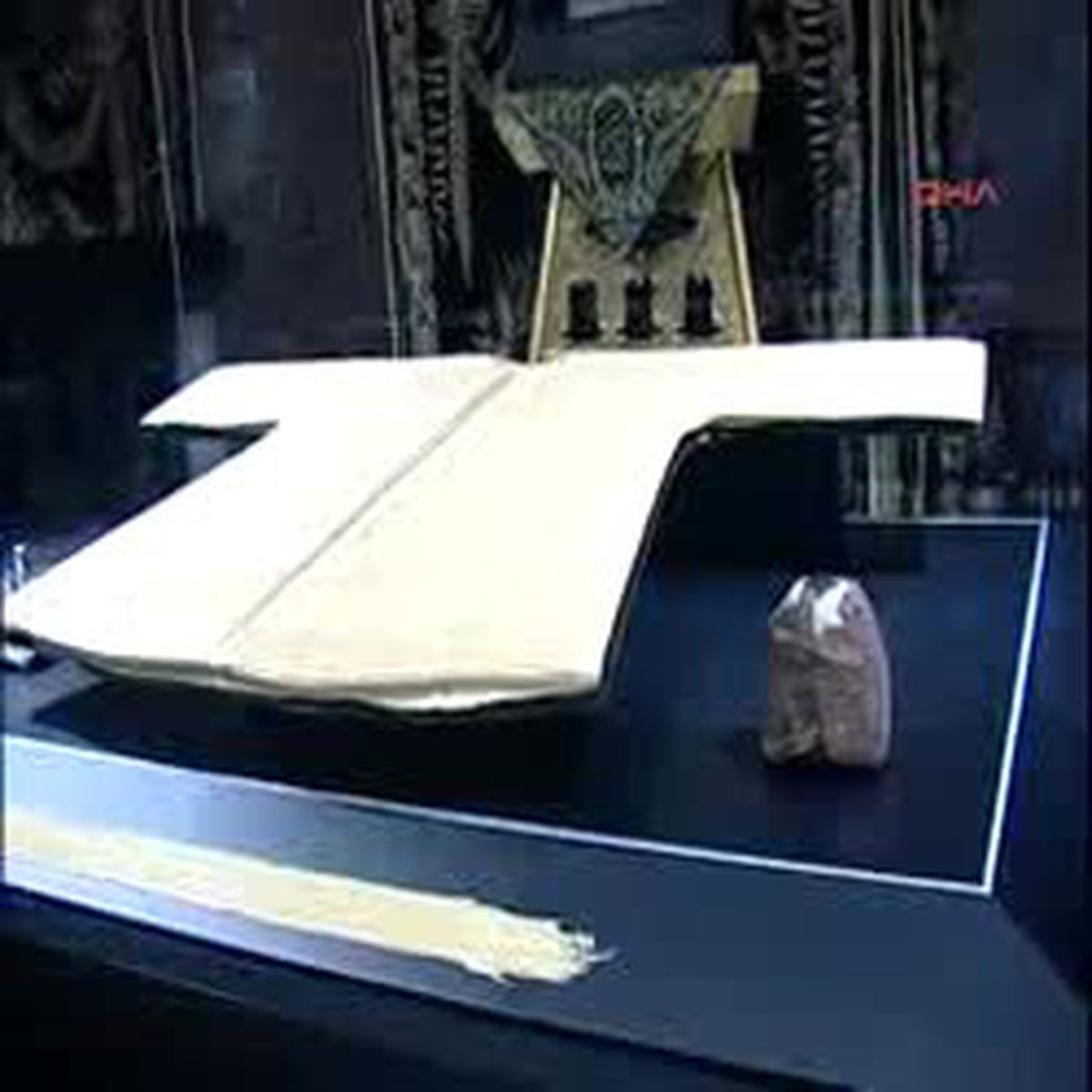 Kutsal Emanetler Halka Açıyor