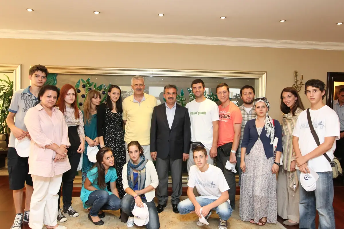 Bosnalı Çocuklar Köşker\'e Konuk Oldu