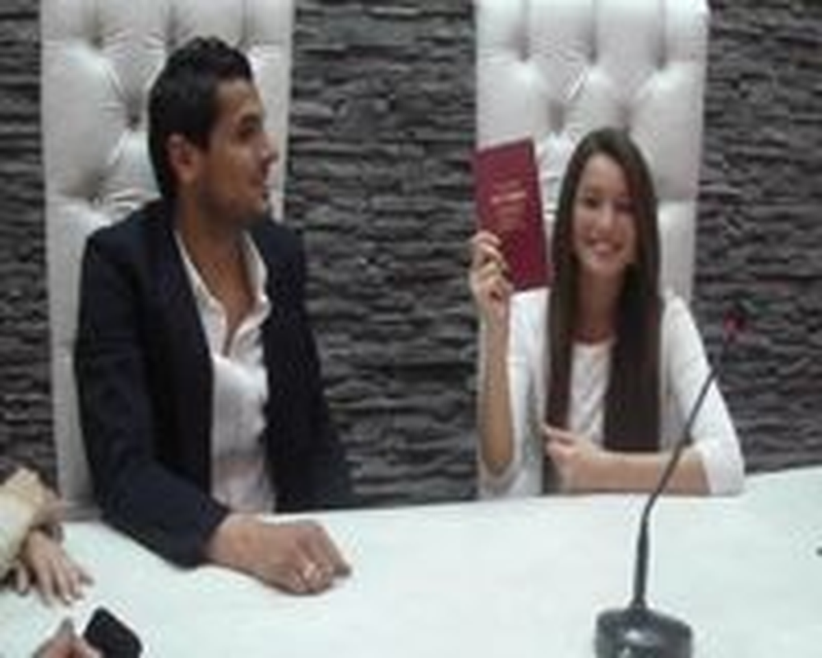 Önder Turacı ile Eşi Ayşe Özdemir Yüzleşti