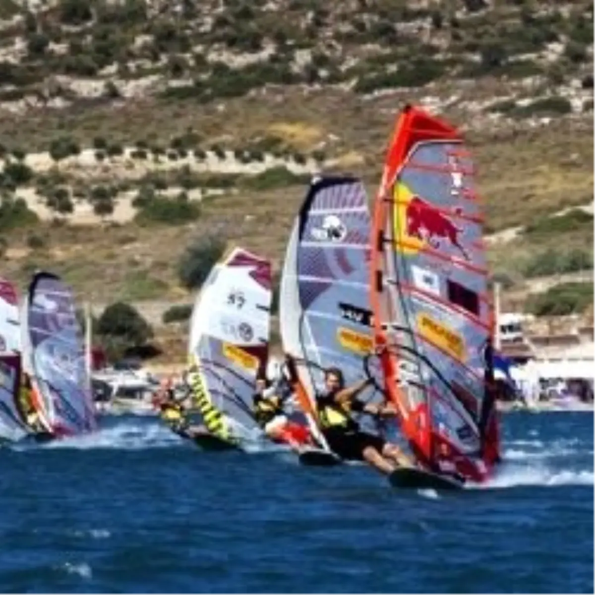 Lena Erdil Yerini Korudu