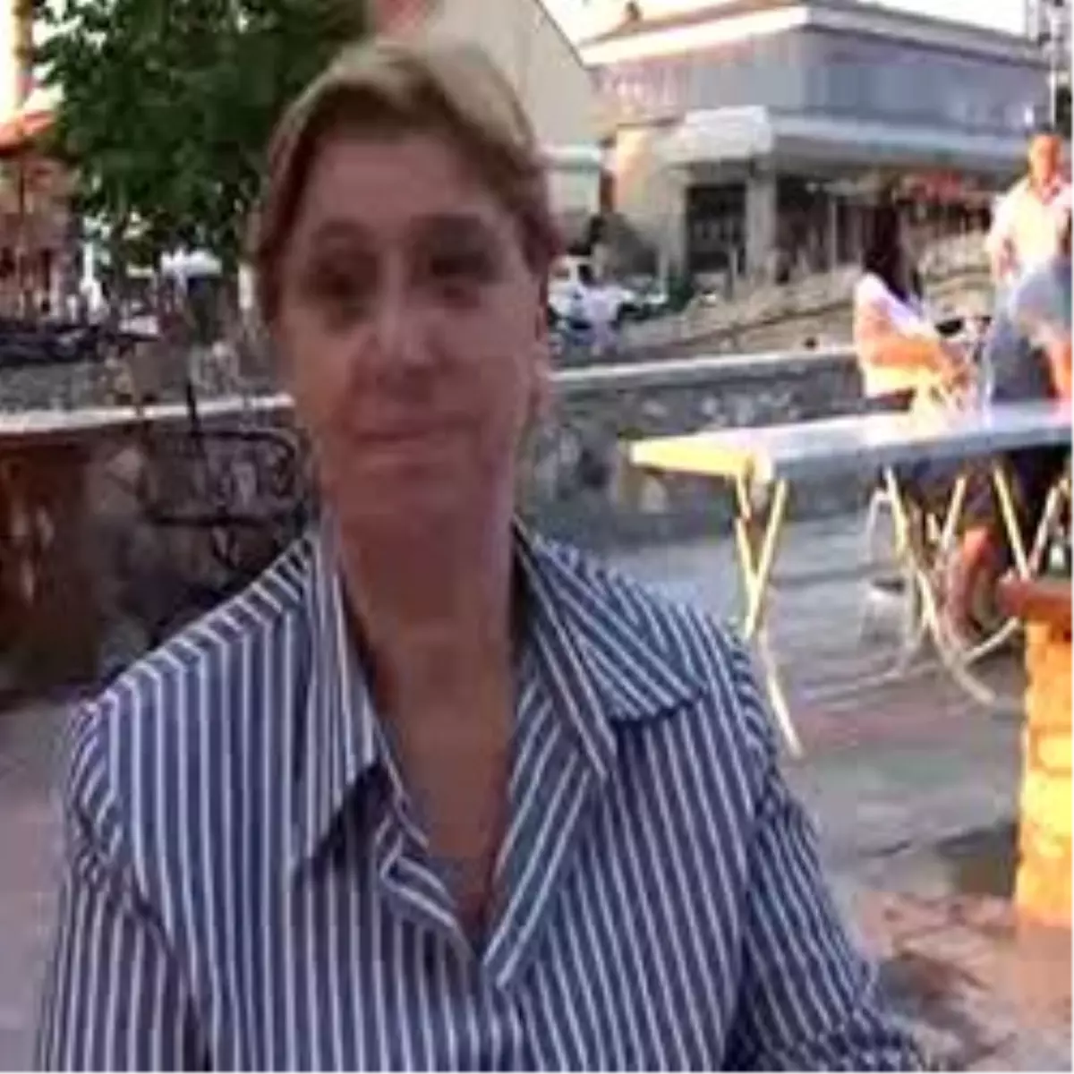 \'bereket Konvoyu\'na Kosovalılar\'dan Yoğun İlgi 2