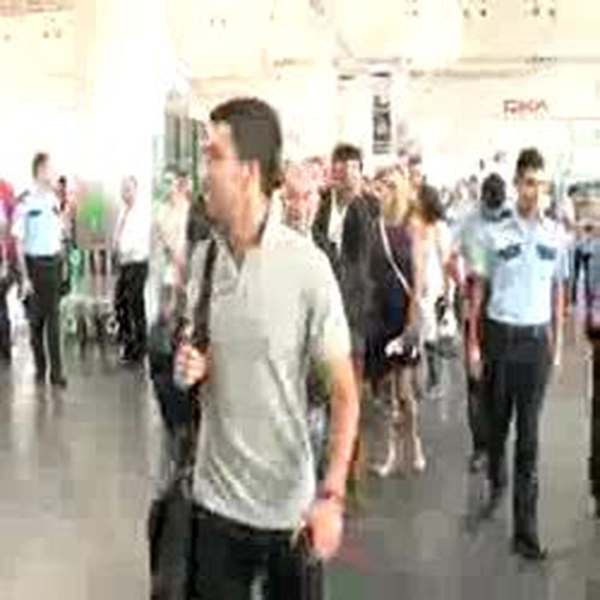 Arda Turan İmza İçin İspanya'ya Gitti