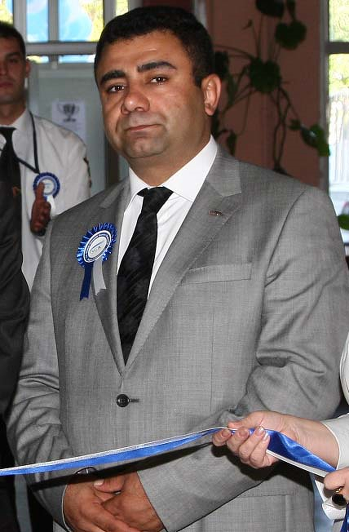 Müdürün Önünde İntihar Edecekmiş